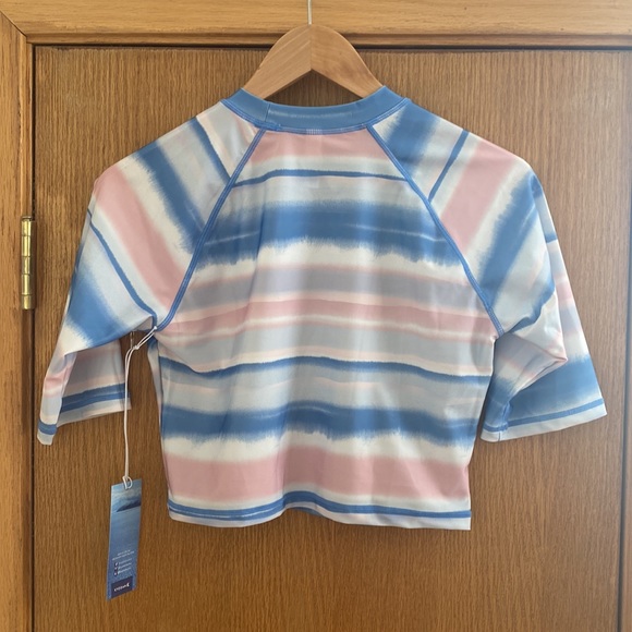 KYODAN SWIM • NWT! Crop Rash Guard UPF 40 - Watercolor - Picture 5 of 16